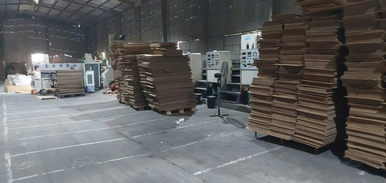 Kho xưởng hộp carton Bao Bì 247 tại Cổ Nhuế